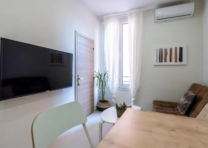 Cozy - 300m Ζουάν λε Πιν